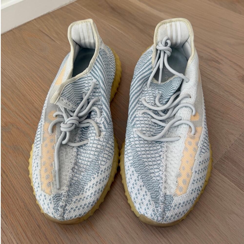 Adidas Yeezy Boost 350 V2 Ash Blue Mens Size 12 Grey Yellow Stripe Sneakers
